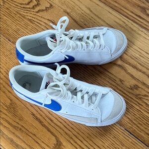 Nike Classic White and Blue Sneakers